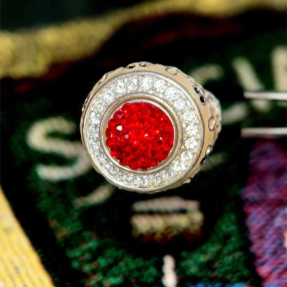 Red/White Stones‎ Ring